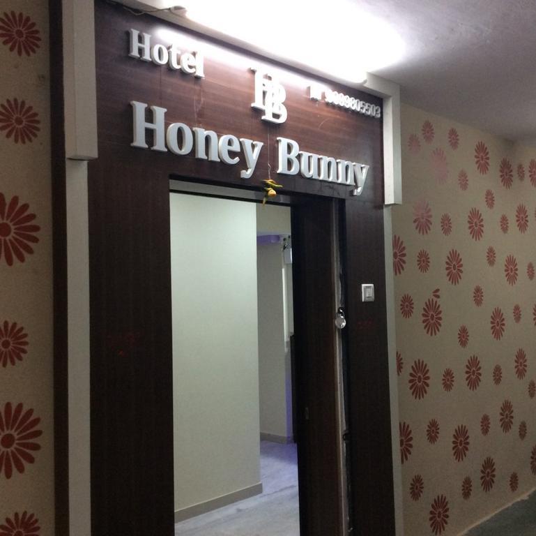 Hotel Honey Bunny 阿穆达巴 客房 照片